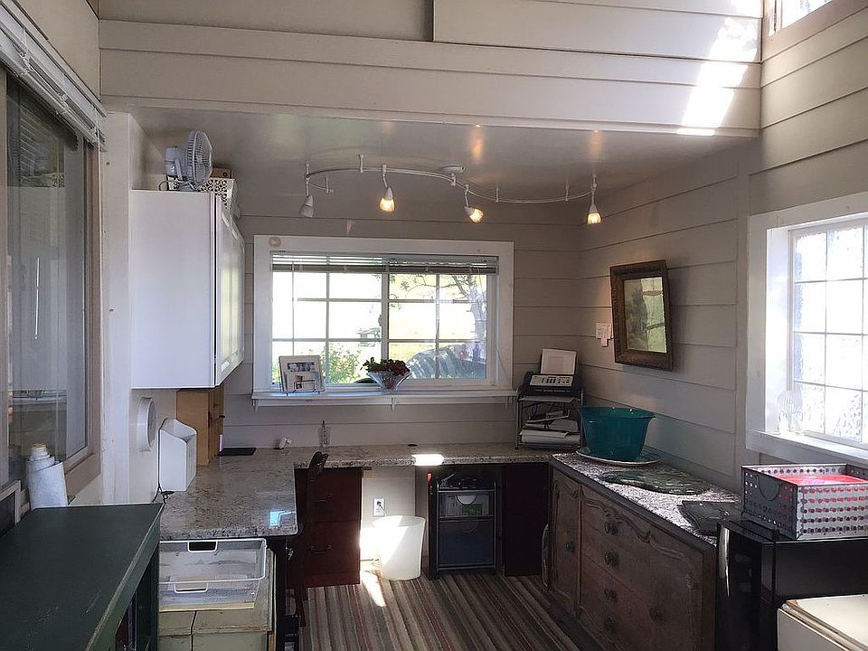 1st image of 9180 Avonne Ave APT 1