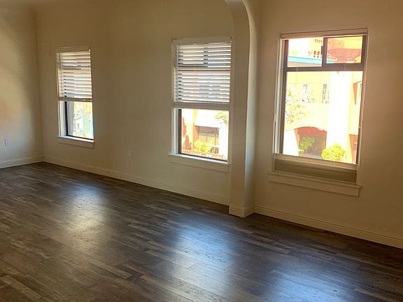 3rd image of 3948 5th Ave APT 40