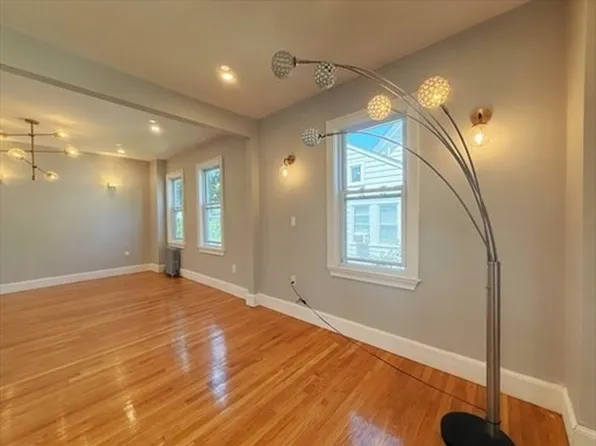 187 Liberty St #187, Quincy, MA 02169