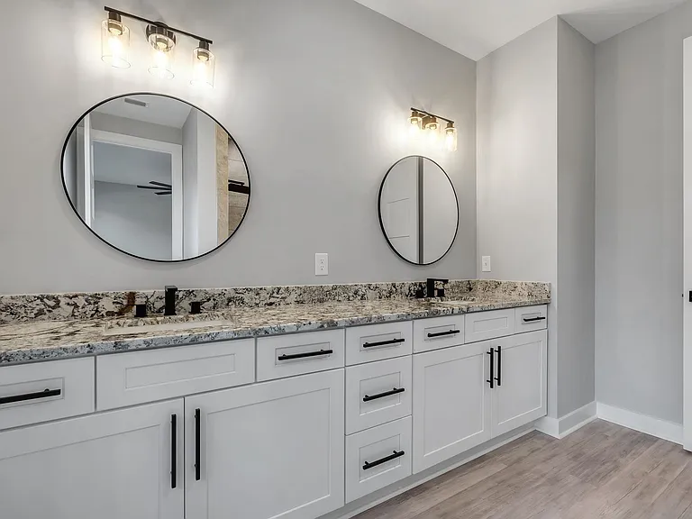 226 E Bradford Rd #A — Photo 16