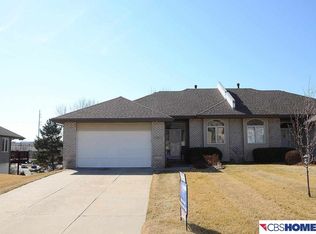 15517 Burdette St, Omaha, NE 68116