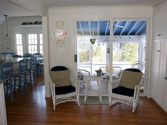 Large Screened Porch off Great Room