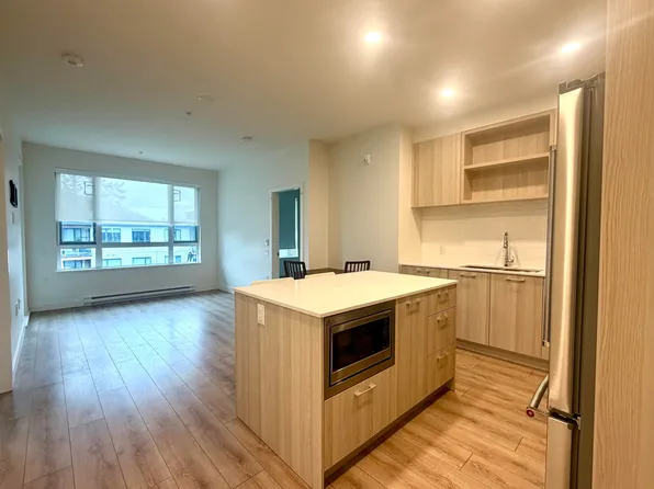 741 Anskar Ct #618, Coquitlam, BC V3J 4J2