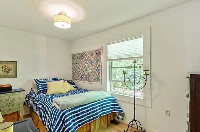 3122 North Ave — Photo 28
