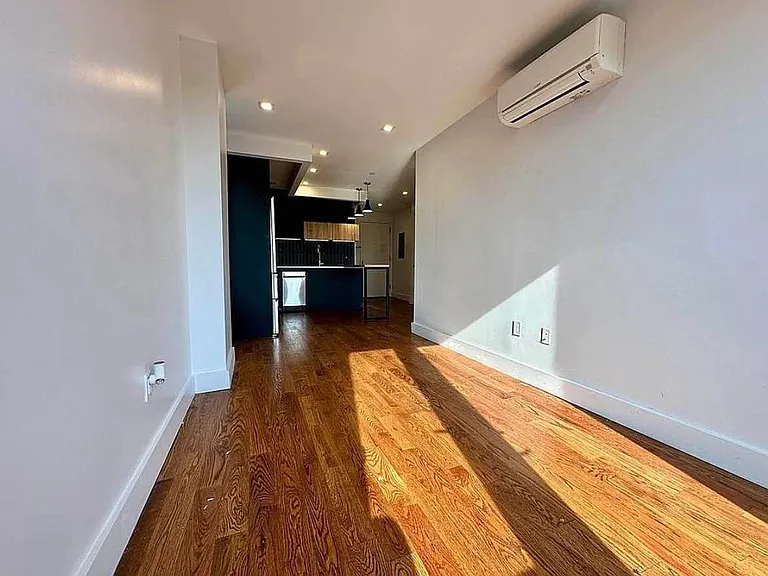 1802 Ocean Ave #5D — Photo 6