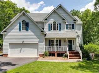 6712 Arbor Meadows Dr, Chester, VA 23831