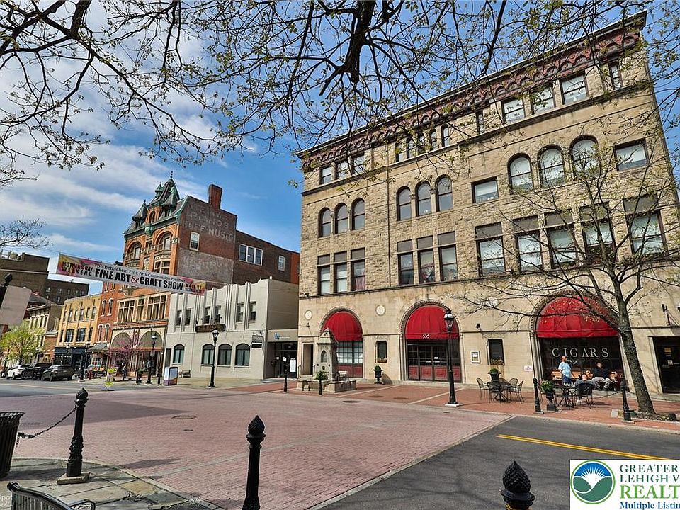 1st image of 535 Main St APT 16