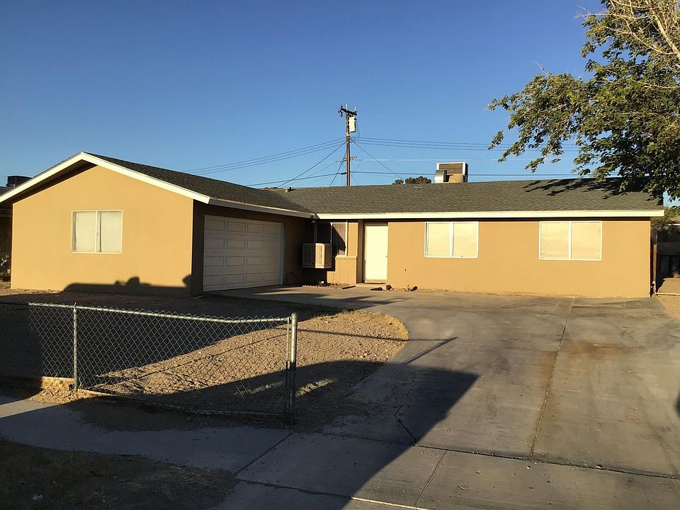 1st image of 36371 Iris Dr
