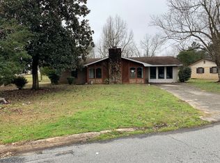 101 Stratford Dr, Warner Robins, GA 31088