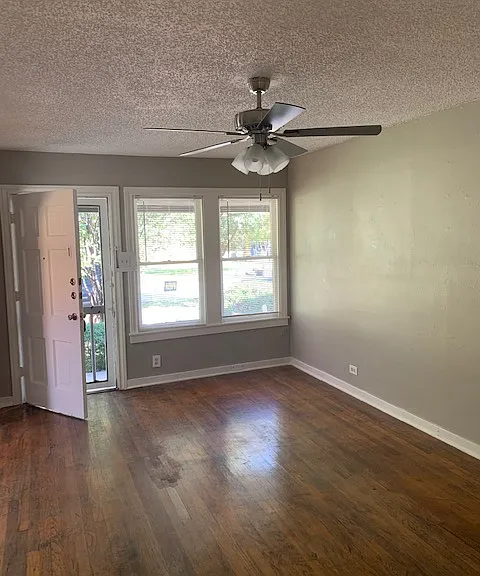 1812 W Summit Ave #2 — Photo 5