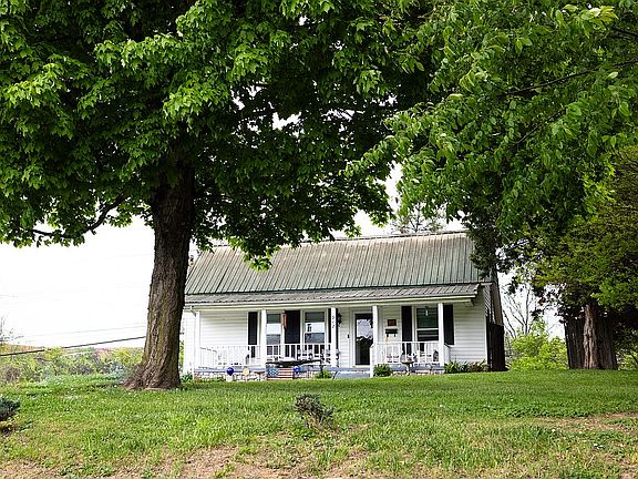 5th image of 312 Dailey Ave
