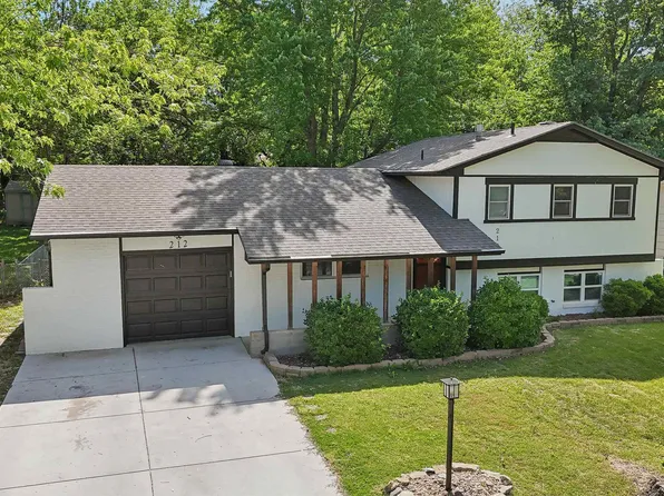 212 S Lauber Ln, Derby, KS 67037