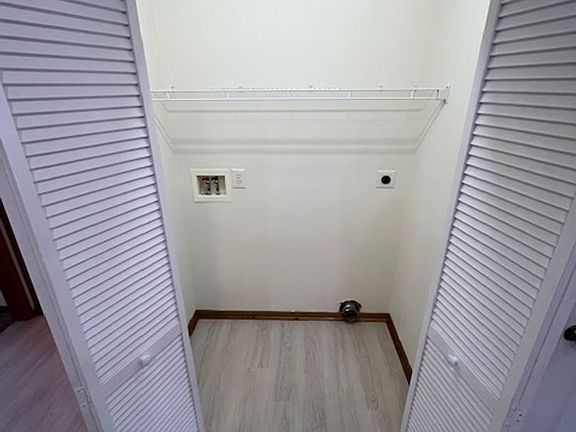 5th image of 1340 Wayne St Unit C