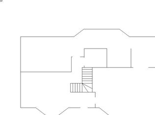 233 Sawmill Rd, Stroudsburg, PA 18360