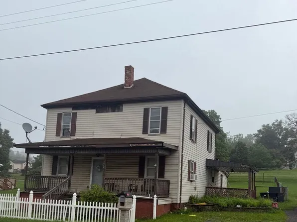 122 Walnut St, Frostburg, MD 21532