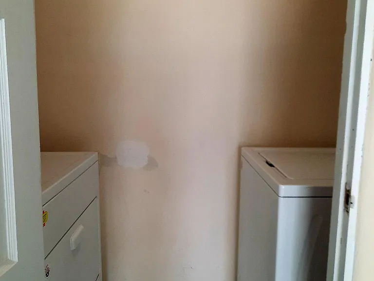 709 Van Buren Pl SE — Photo 8
