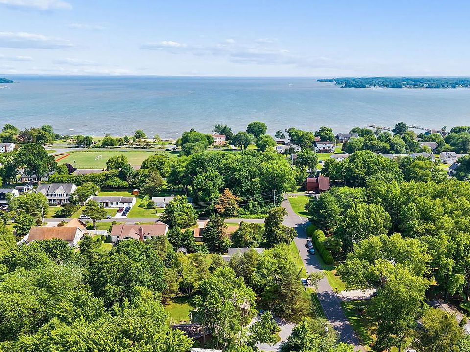 1st image of 110 Lake View Dr