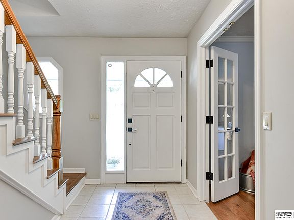 4th image of 1404 N 131 Avenue Cir