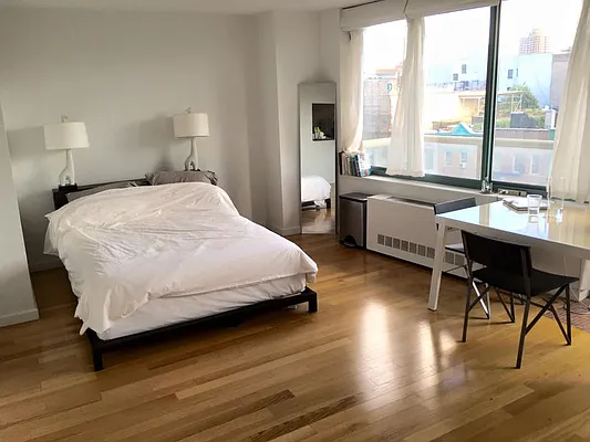 Rented by Tompkins Square Realty | media 33