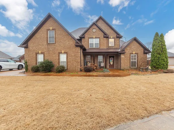 347 Summit Dr, Medina, TN 38355