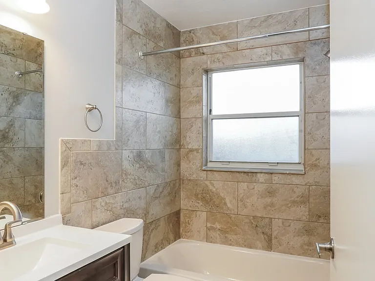 11860 Shotgate Ct — Photo 11
