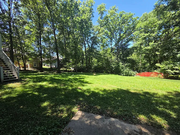 2301 Grant Ln — Photo 75