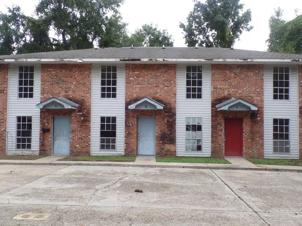 5427 Nicholson Dr, Baton Rouge, LA 70820