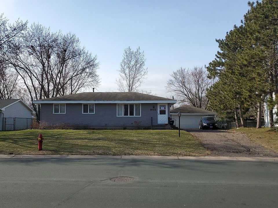 1st image of 902 Sunny Ln