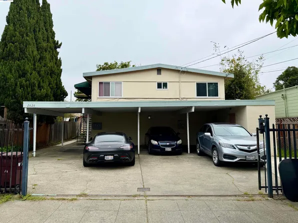 2828 Viola St, Oakland, CA 94619