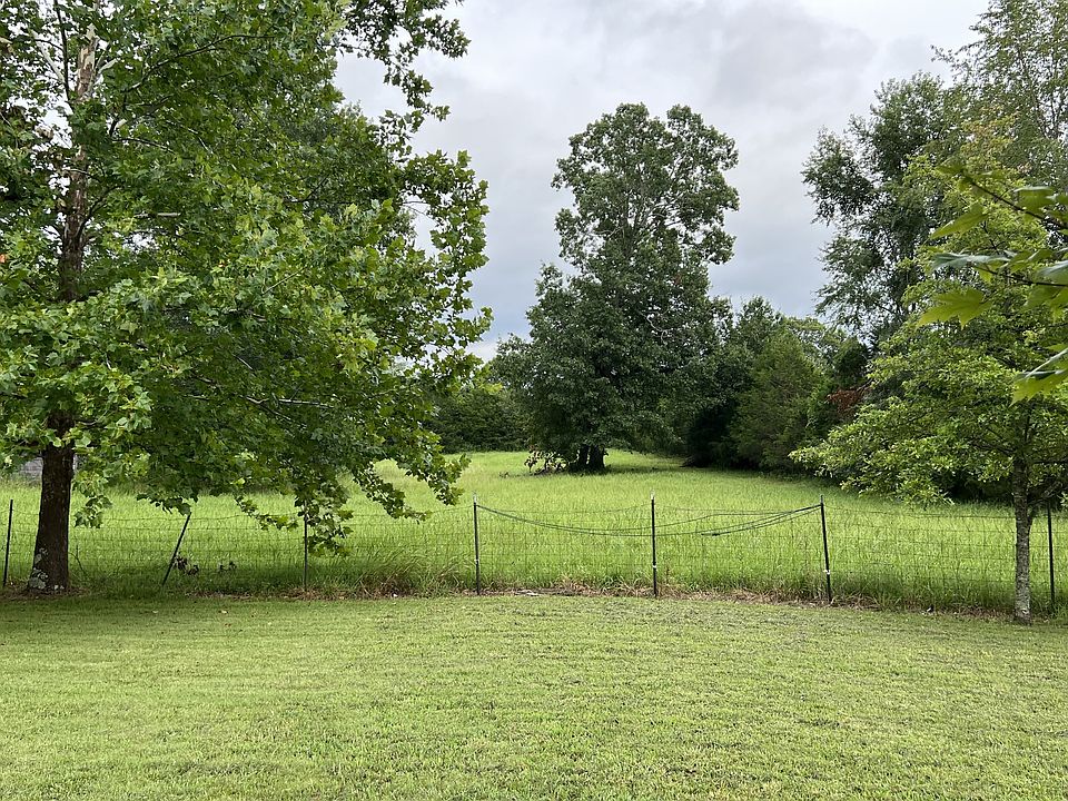 2nd image of 3038 Flatwoods Rd