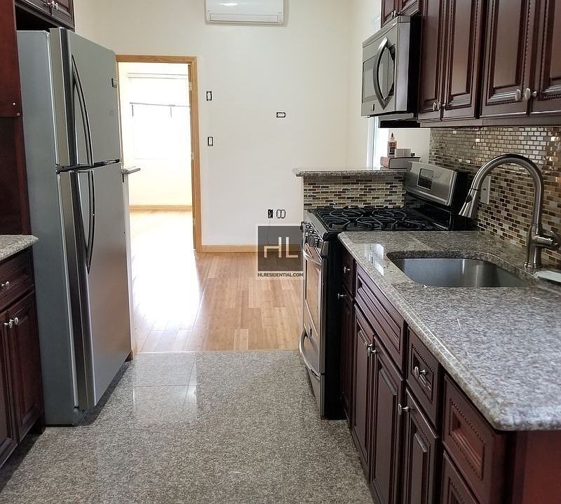 1st image of 2329 37th St #1