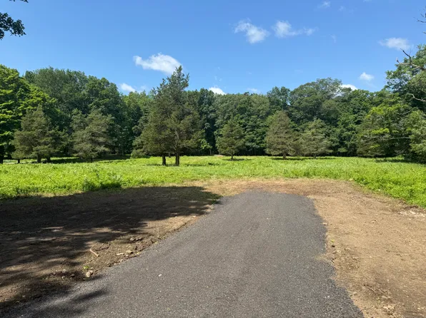 85 Seeley Road, Wilton, CT 06897