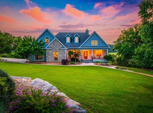 441 Ingram Loop, Ingram, TX 78025