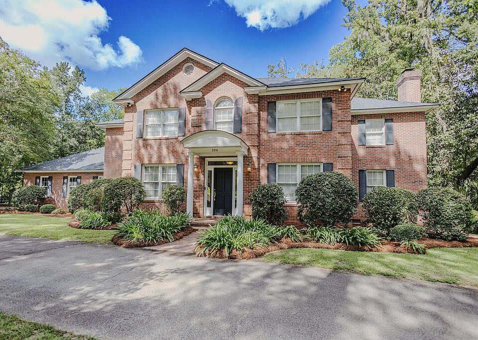 1st image of 106 Hampton Ct