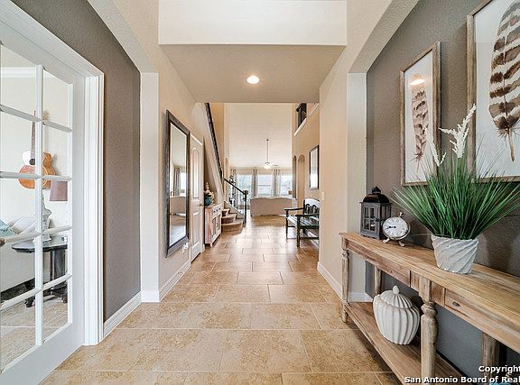3rd image of 3128 Half Moon Dr