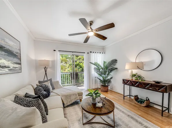 95-797 Wikao St #B-204, Mililani, HI 96789
