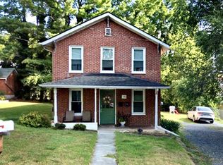 15 Virginia Ave #1, Staunton, VA 24401