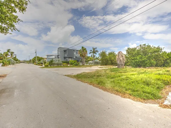 120 Avenue E, Marathon, FL 33050