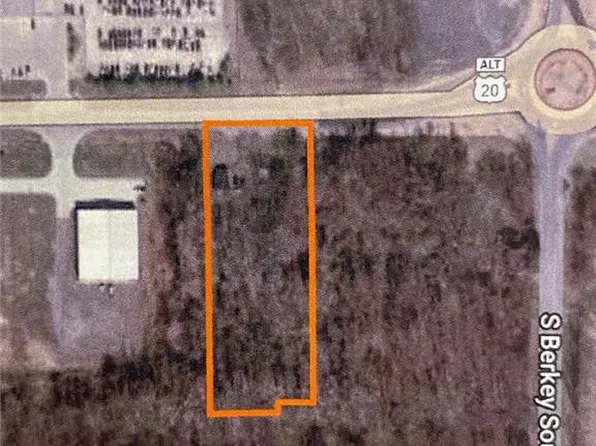 11847 Sager Rd, Swanton, OH 43558