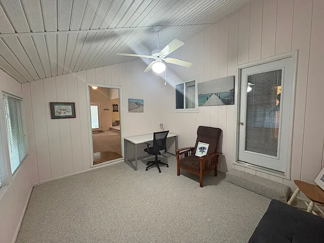 51 Newport Dr — Photo 7