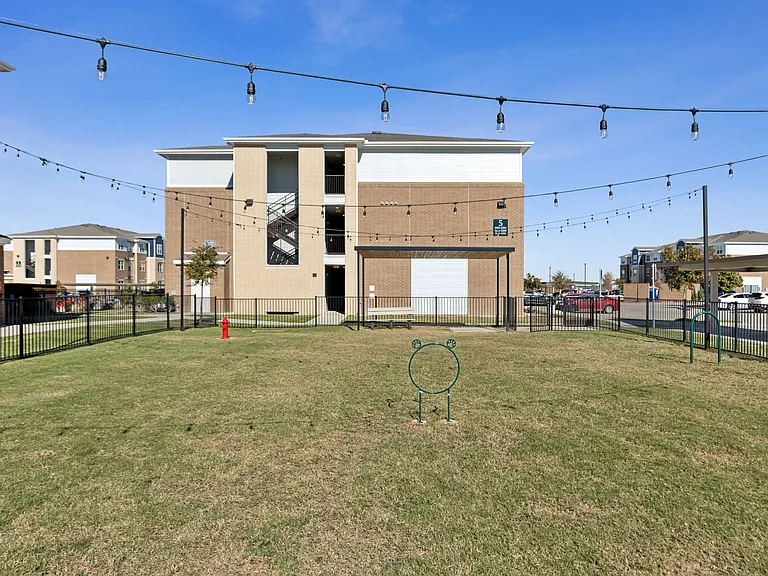 Prosper Crossings — Photo 43
