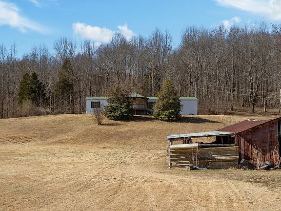 2nd image of 624 Nickletown Rd