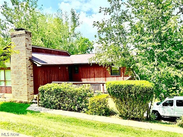 1st image of 111 Tudor Dr
