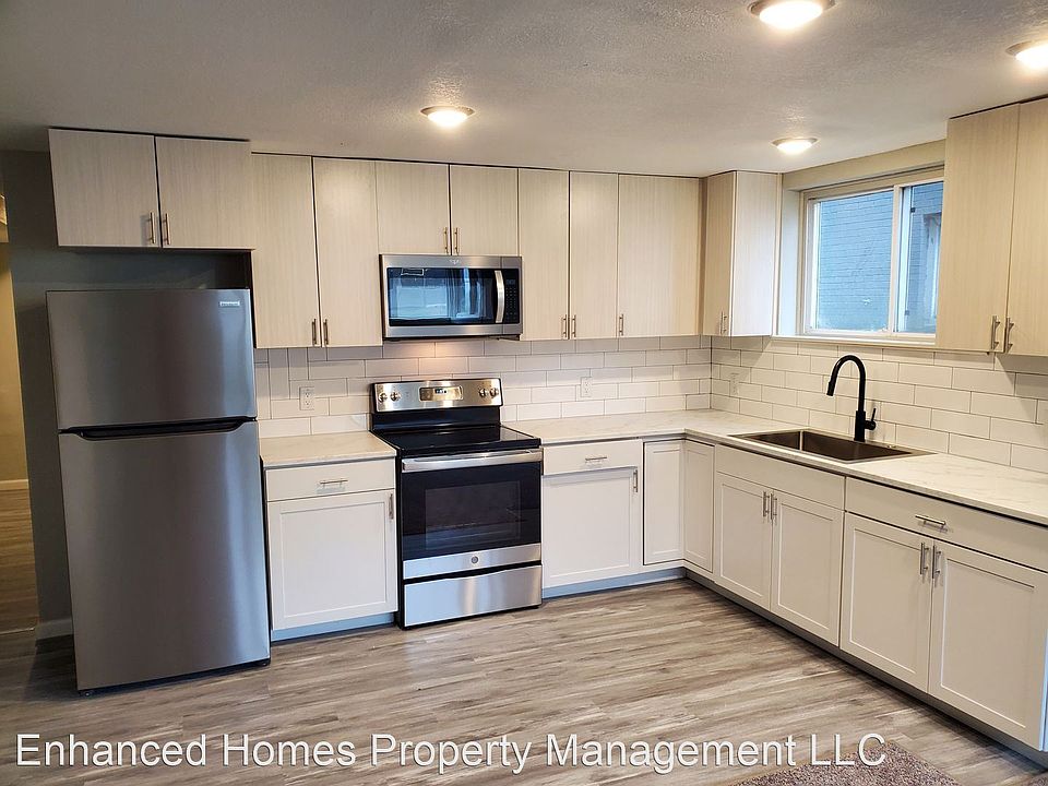 1st image of 227 E 35th St #10441381