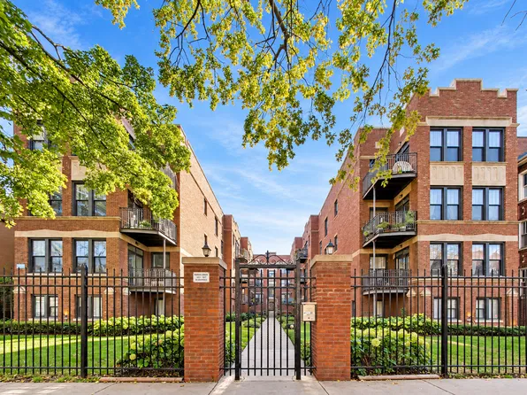 (undisclosed Address), Chicago, IL 60626
