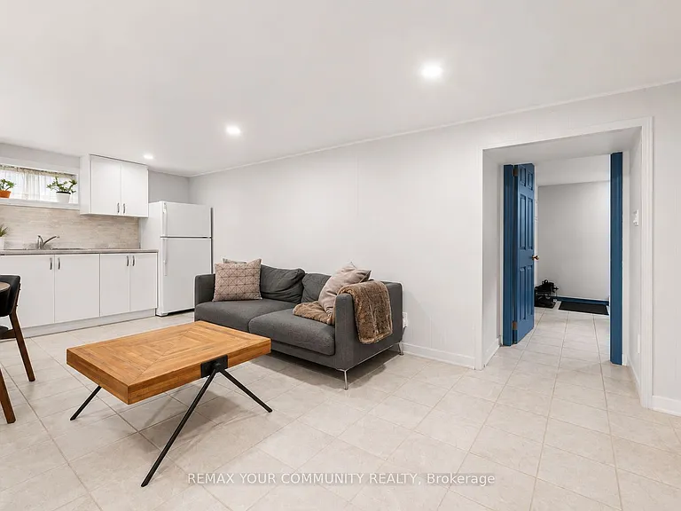 14 Webster Dr #LOWER — Photo 5