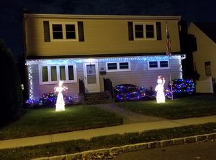 228 Glen Cove Ave, Carle Place, NY 11514