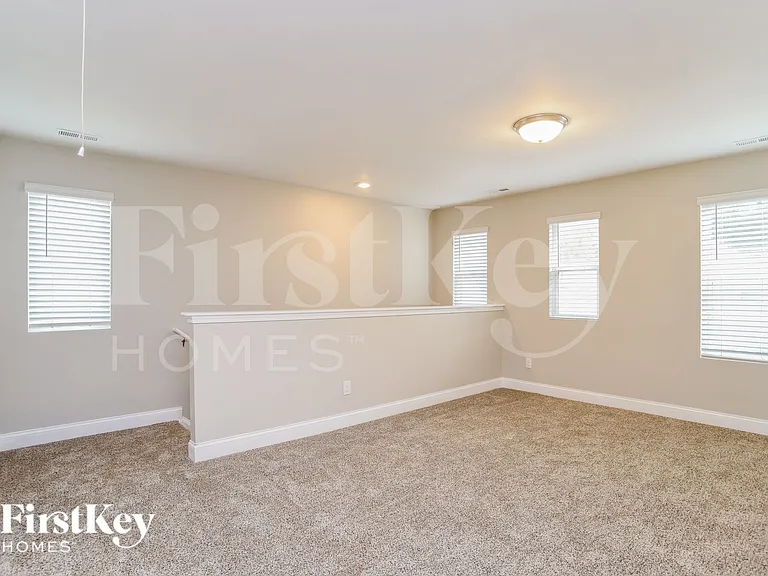 9525 Blue Knoll Ct — Photo 11