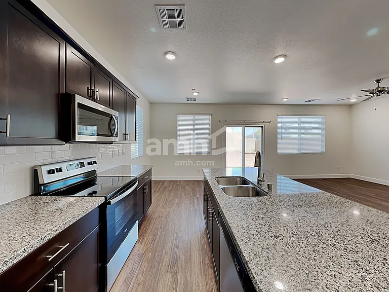 308 Palazza Reserve Pl — Photo 3