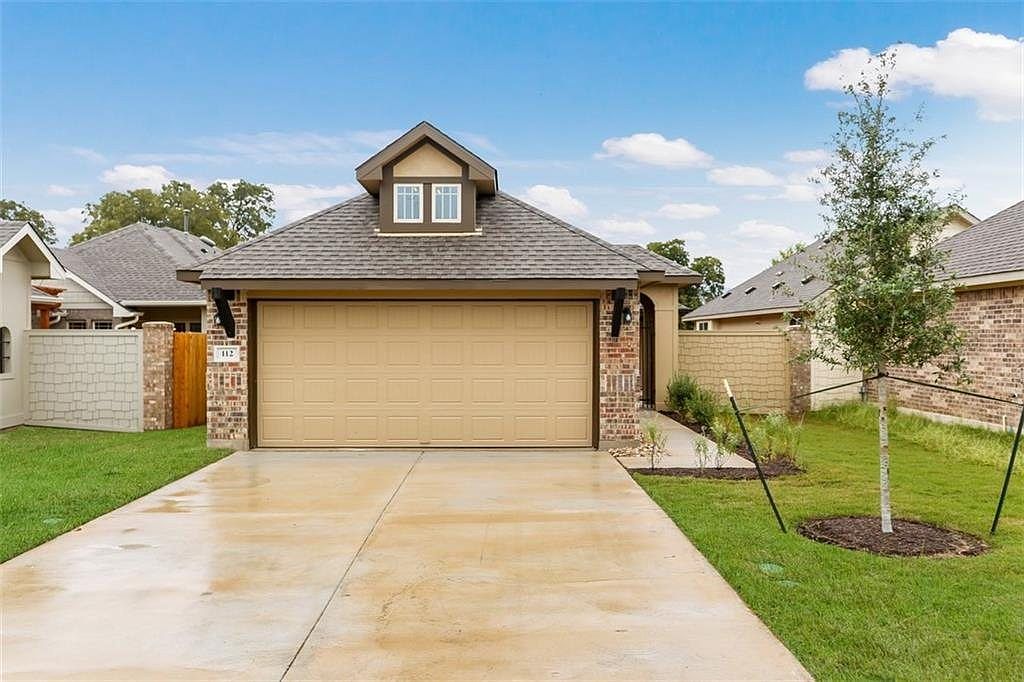 112 Trailstone Dr, Bastrop, TX 78602 Zillow